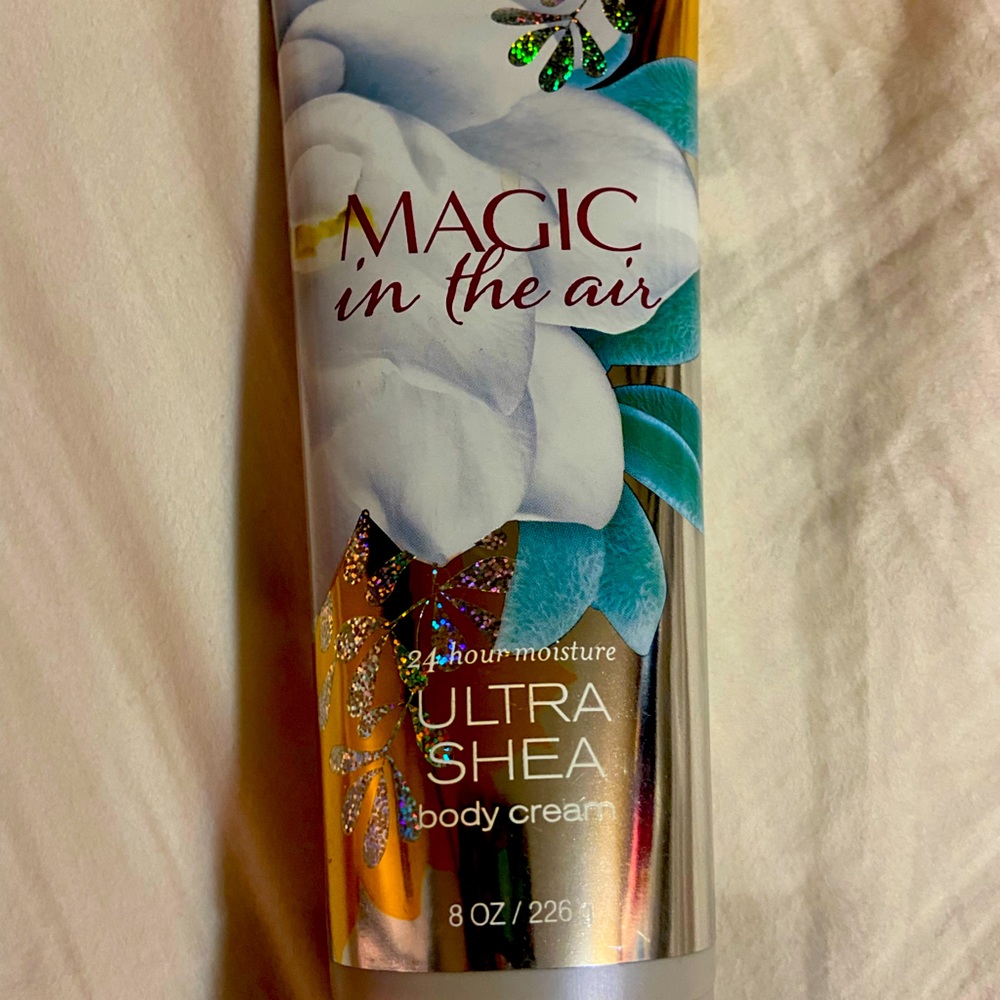 Magic In The Air Body Creme 8oz not been used.